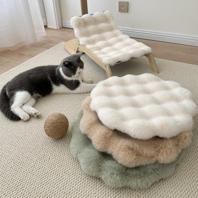 Soft Plush Warm Pet Sleeping Pad Cozy Stylish Easy to Maintain